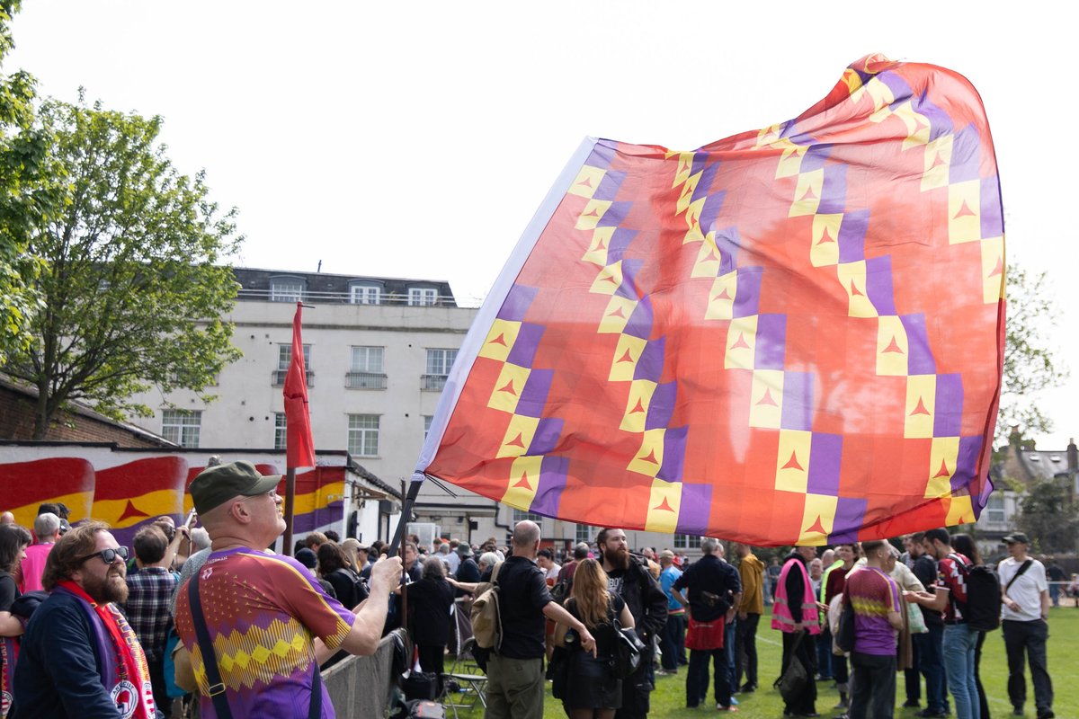 ClaptonCFC's tweet photo. Come down to the OSD for the rededication of the Newham International Brigades Memorial on Saturday, May 2 at noon with the @IBMT_SCW

Details TBC but we are particularly keen for local trade union branches to bring banners down for the weekend of International Workers' Day. https://t.co/fbDlM6lOsX