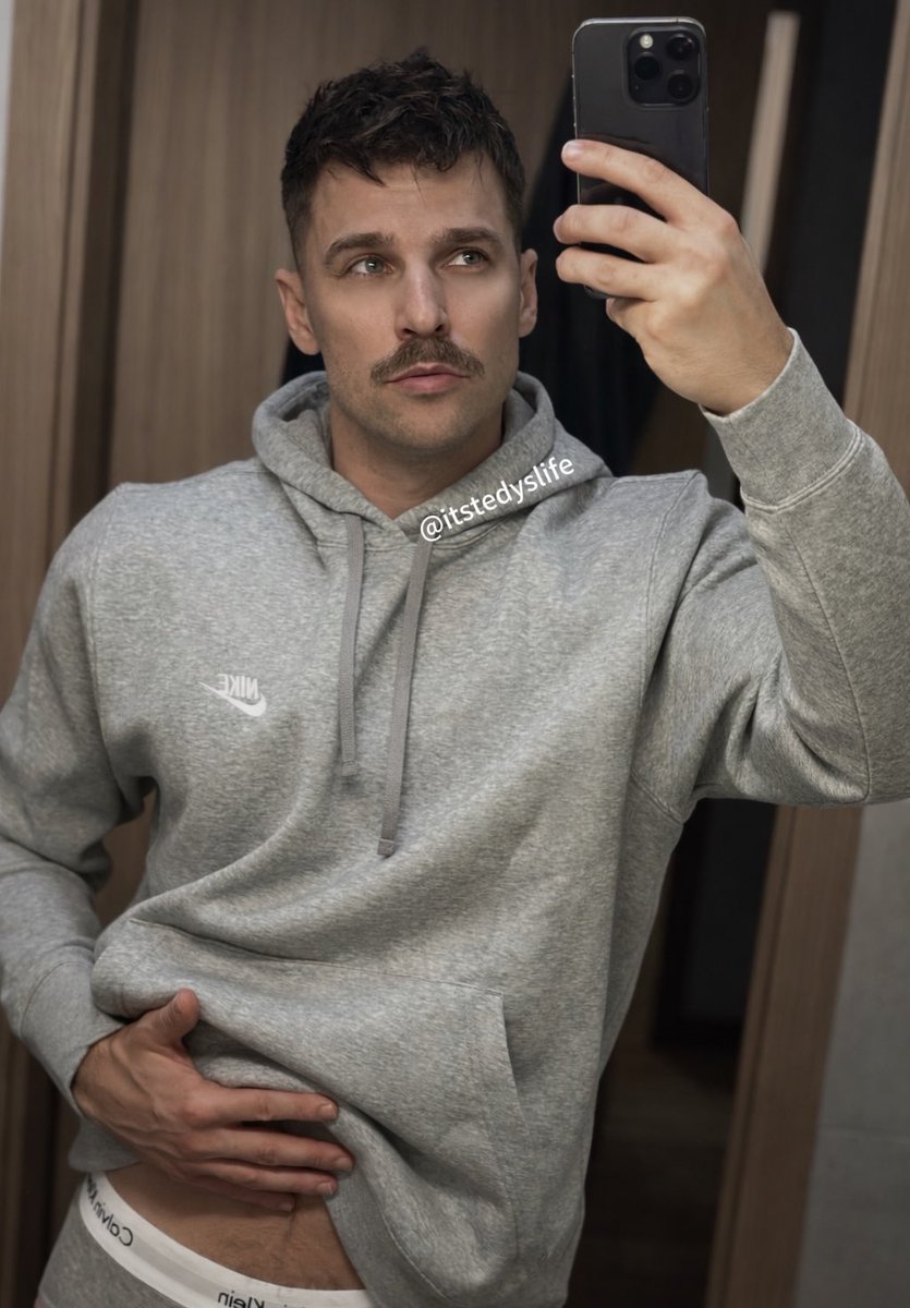 itstedysgymlife's tweet image. Moustache 🥸 - yes or no? 

#guapo #poll #moustache