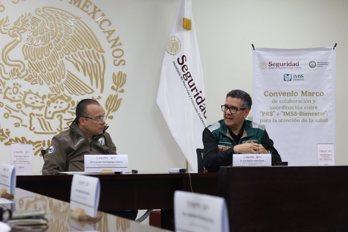 SSPCMexico's tweet photo. El @IMSS_Bienestar y la #SSPC, a través de @PyRS_Mexico, firman convenio para atención médica a personas privadas de la libertad. https://t.co/R3epuhDoIP https://t.co/FL1jn3QQoo