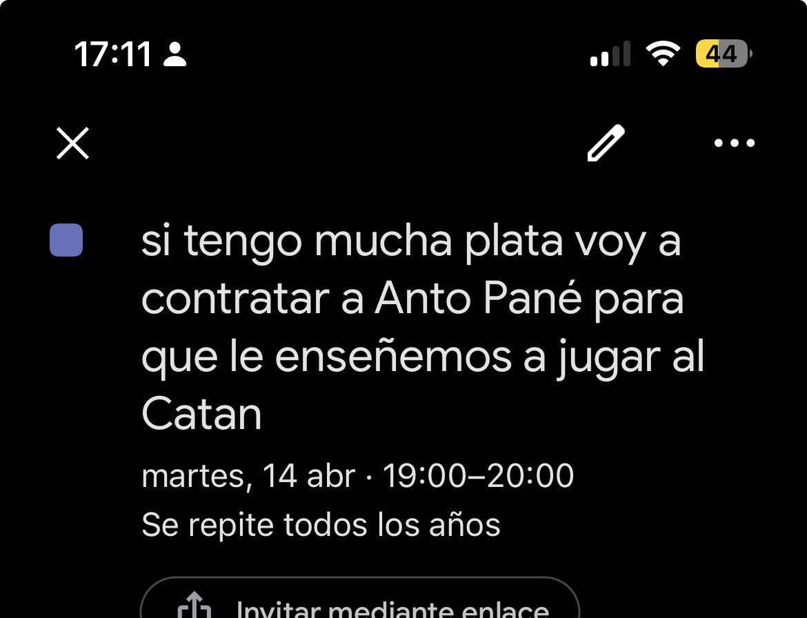 mirsuuuu's tweet photo. hace 5 años en plena adicción al catan le hice una promesa a mis amigos y hoy se completa otro año sin cumplir mis sueños 😔 https://t.co/RIbe8JTdiB