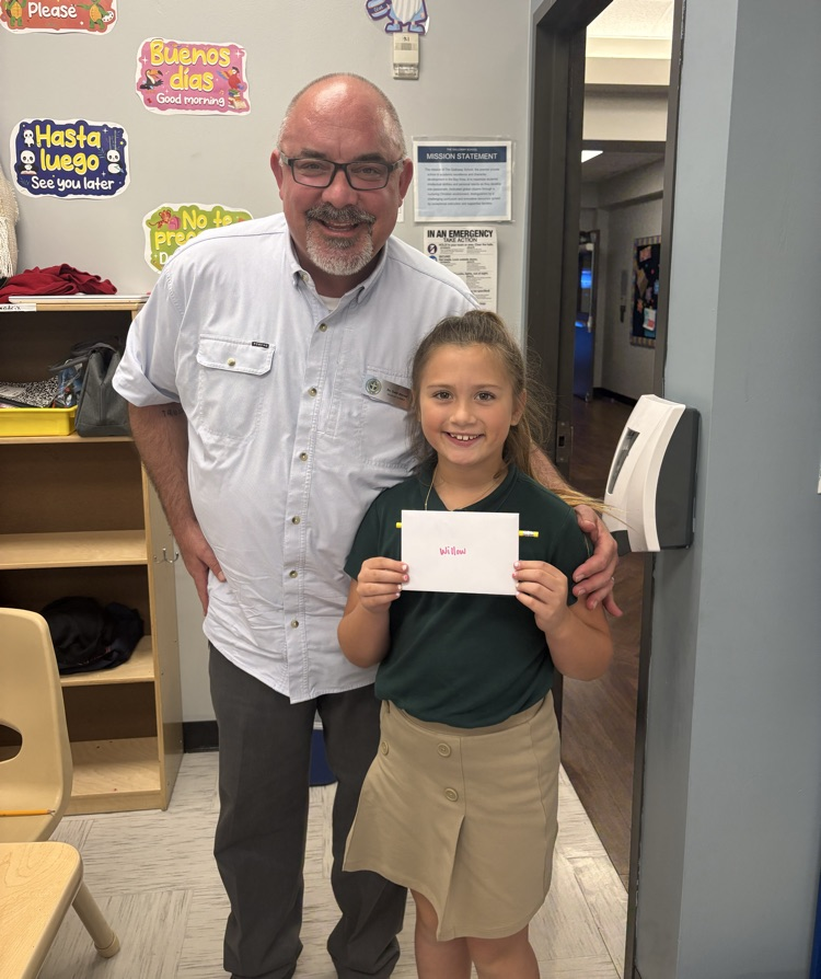 TGSFriendswood's tweet photo. Happy Belated Birthday to sweet Willow! I apologize for missing you on your fabulous Friday! I can't wait to hear all about it! #tgs2526 #tgscelebrates https://t.co/sYNICtC6yb