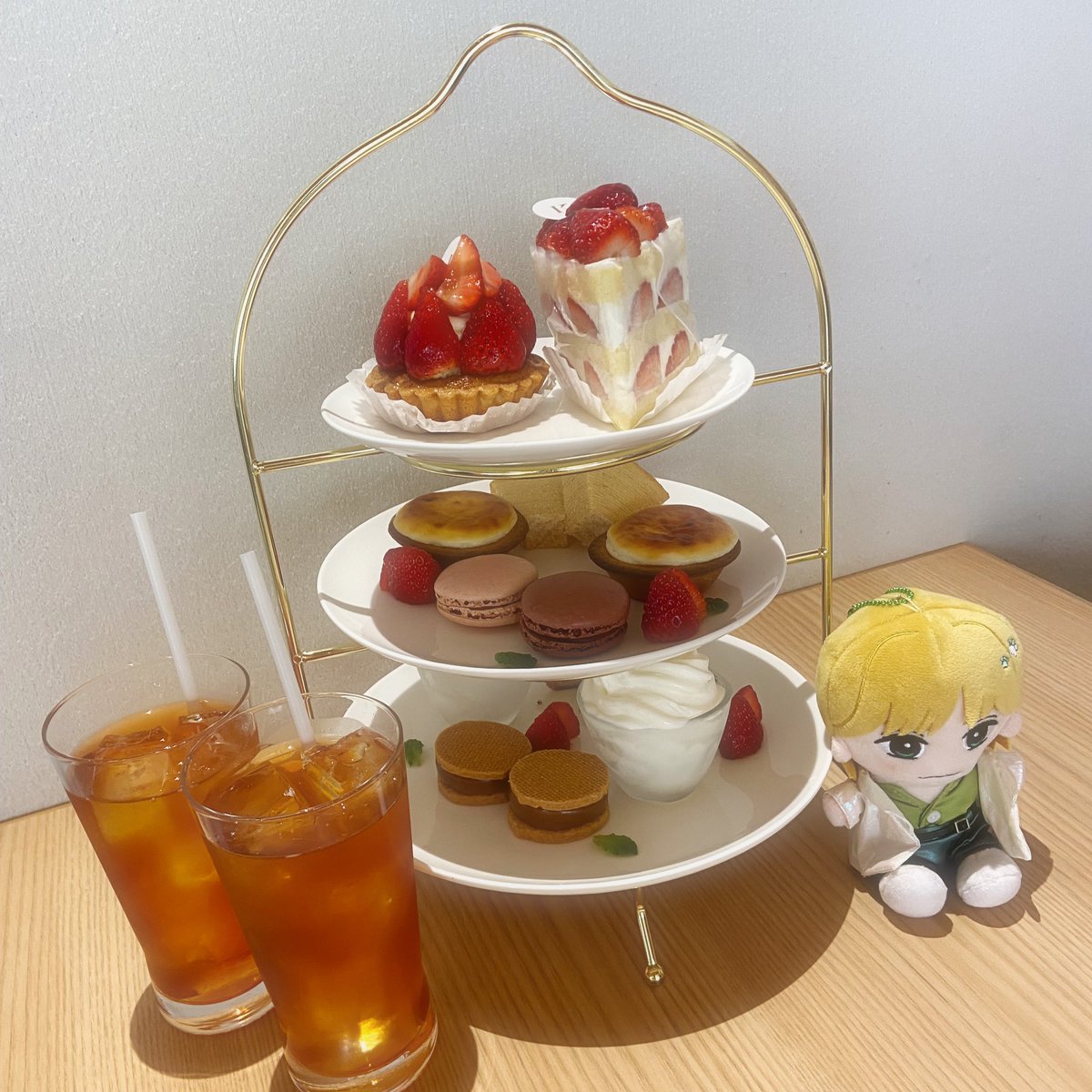 uminchudoku's tweet photo. - ̗̀🥂𝐻𝑎𝑝𝑝𝑦𝑏𝑖𝑟𝑡ℎ𝑑𝑎𝑦🎂  ̖́- https://t.co/Xsiv7rke6T