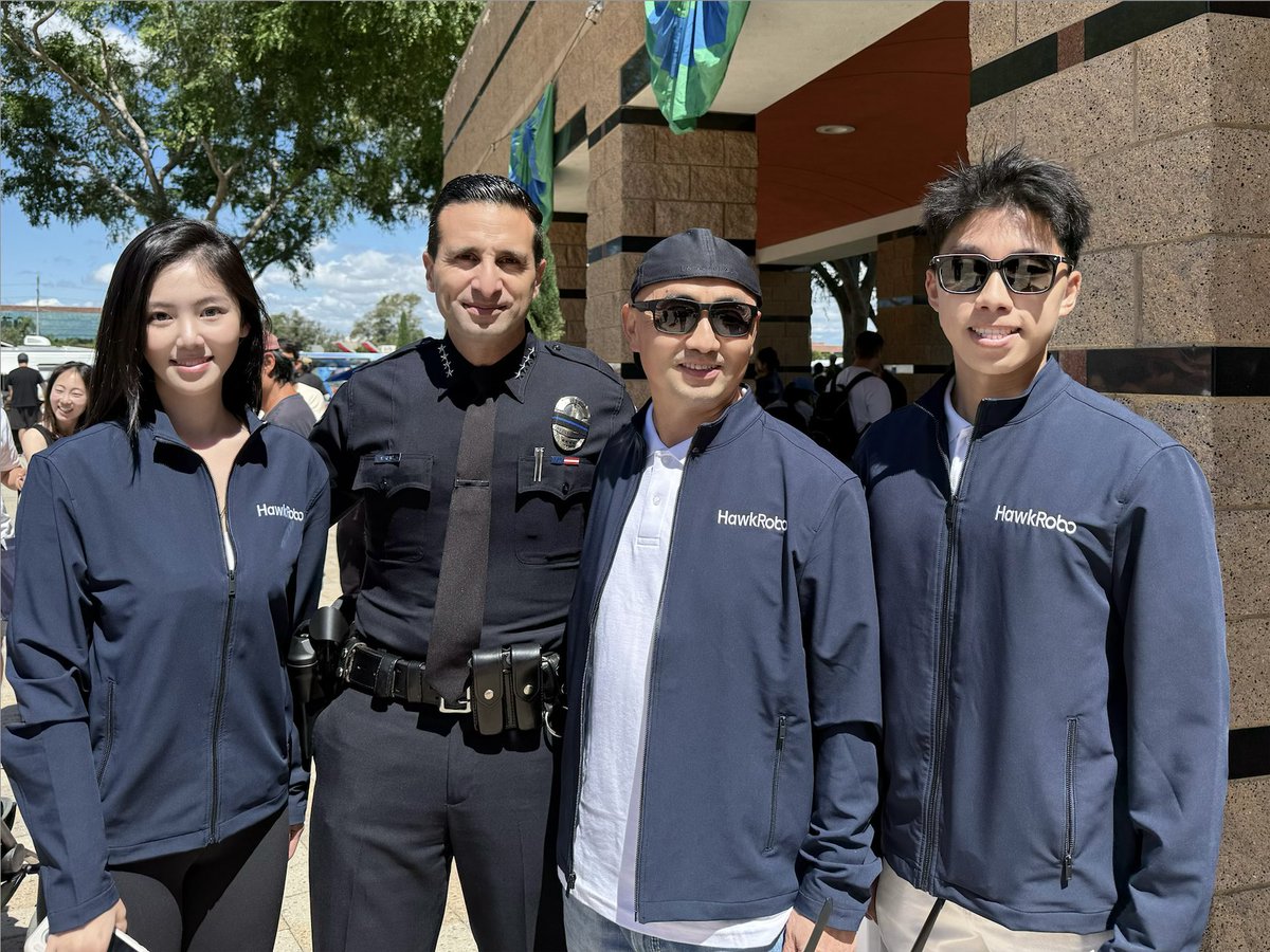 HawkRobo_'s tweet photo. Robots aren’t just demos, HawkRobo is deploying.
Our robotic system entered real public safety at the @IrvinePolice. Thank you for the trust and support.

Stepping into risk so humans don’t have to.
Built in Irvine. Deployed in Irvine. This is just the beginning. 🚀 https://t.co/cSopj6ey0G