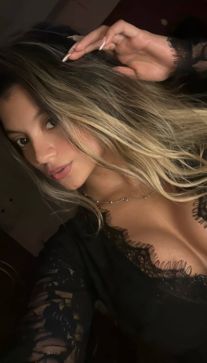 Nancy 💖 tweet media