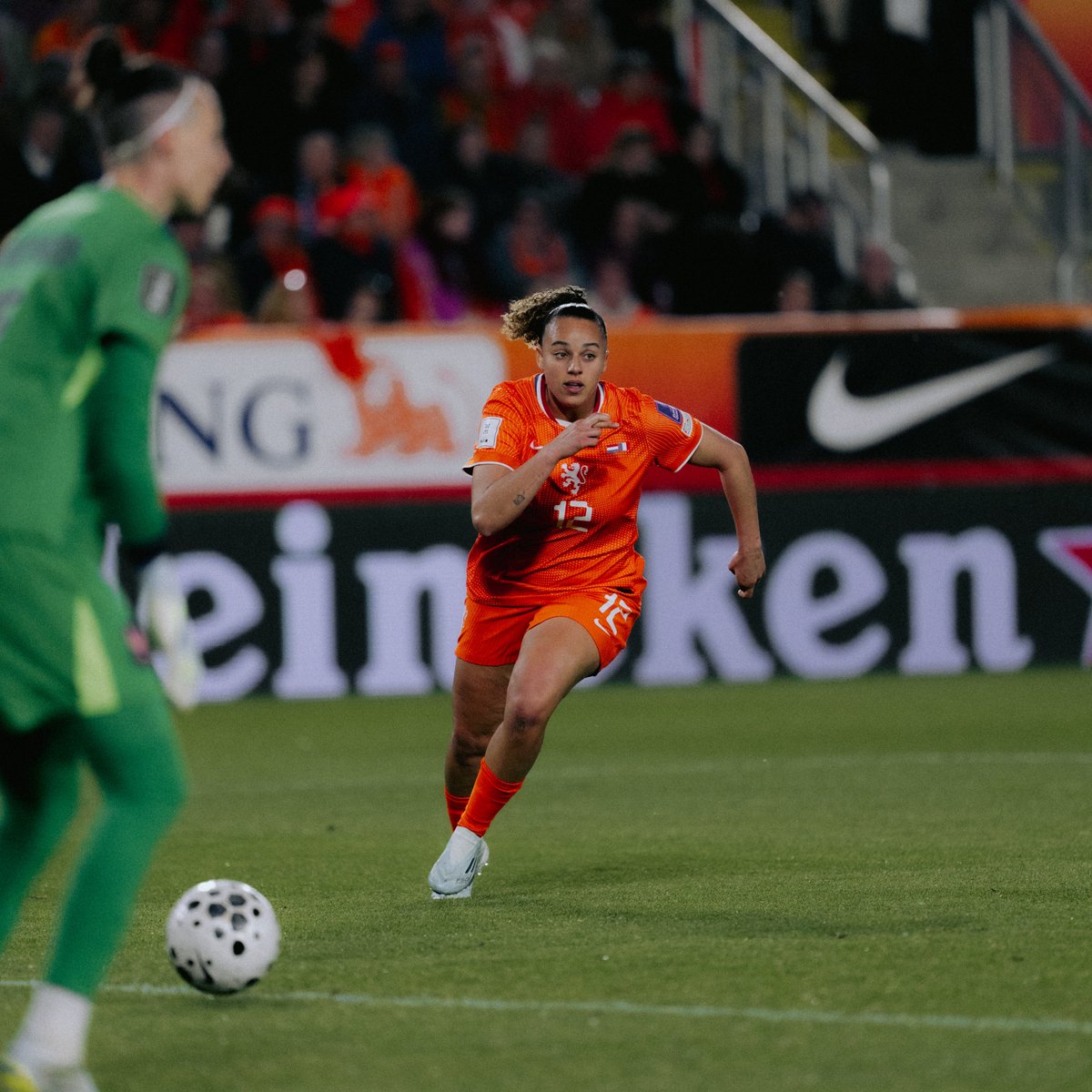 OranjeLeeuwinnen tweet media