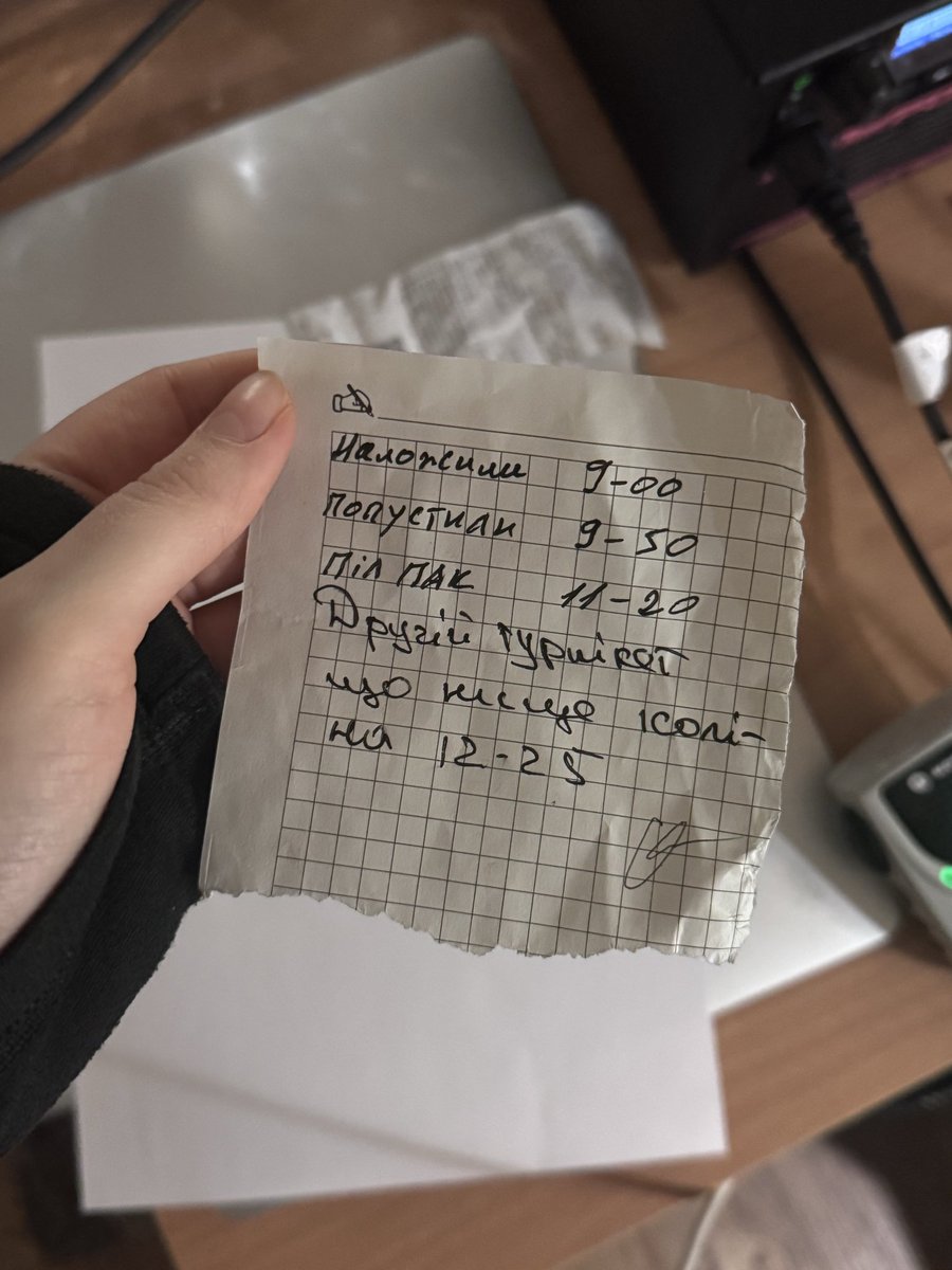 пташечка tweet media