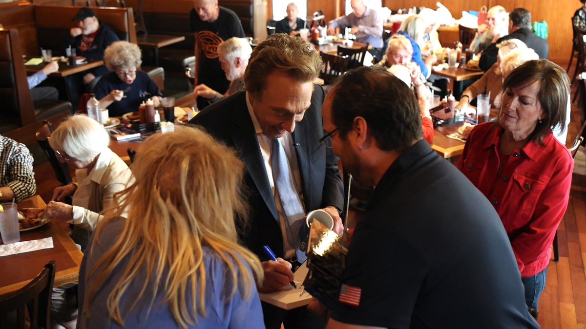 Perry Johnson tweet media