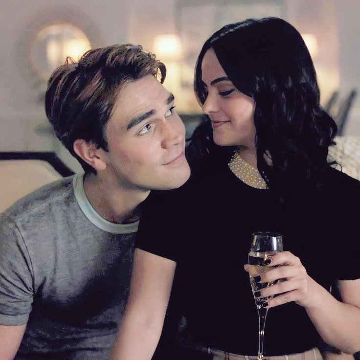 Archie Andrews tweet media