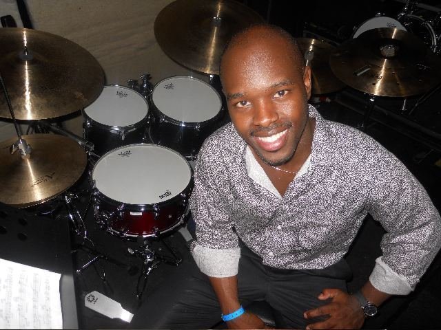 CapitalJazzClub's tweet image. #NP, 'Harlem Harlem Harlem', off the @UlyssesOwensJr #BigBand's *Soul Conversations*. (2021). The #CapitalJazzClub984, with #JacobAsiyo &amp;amp; @KaimaMwiti.
Bass: Yasushi Nakamura
Drums: Ulysses Owens Jr.
Vibraphone: Stefon Harris
Piano: Takeshi Ohbayashi
#UlyssesOwensJrBigBand.