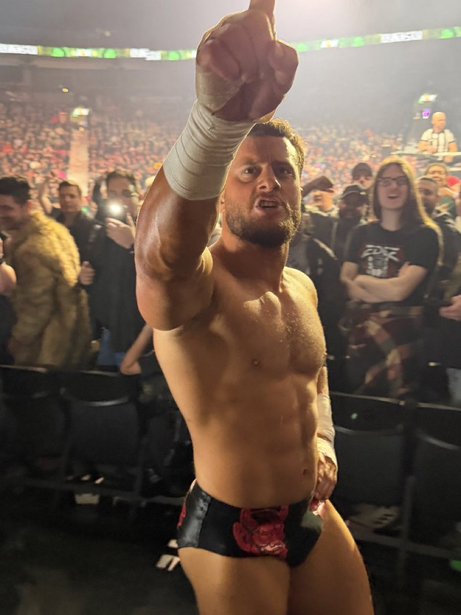 𝐌𝐚𝐱𝐰𝐞𝐥𝐥. ⌜ Not @The_MJF ⌟ tweet media