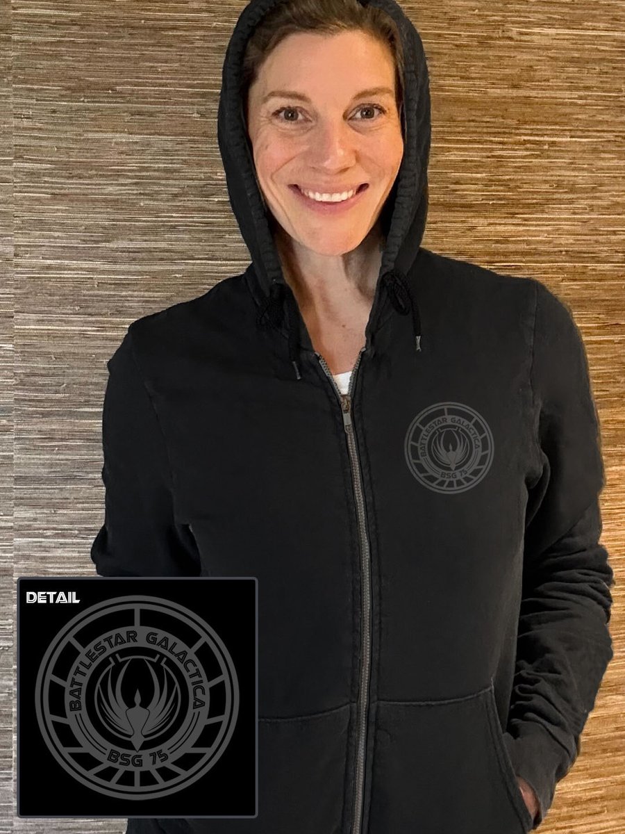 Feels like something I’d wear running to a Viper… so obviously I wear it everywhere now.  
Only around for 2 weeks! 

SO SAY WE ALL👉 shopstands.com/collections/th…