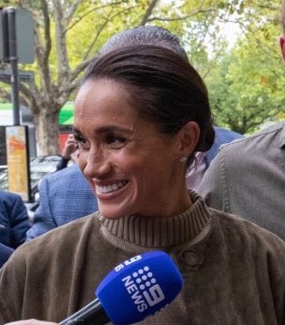 Harry, Meghan’s Spare tweet media