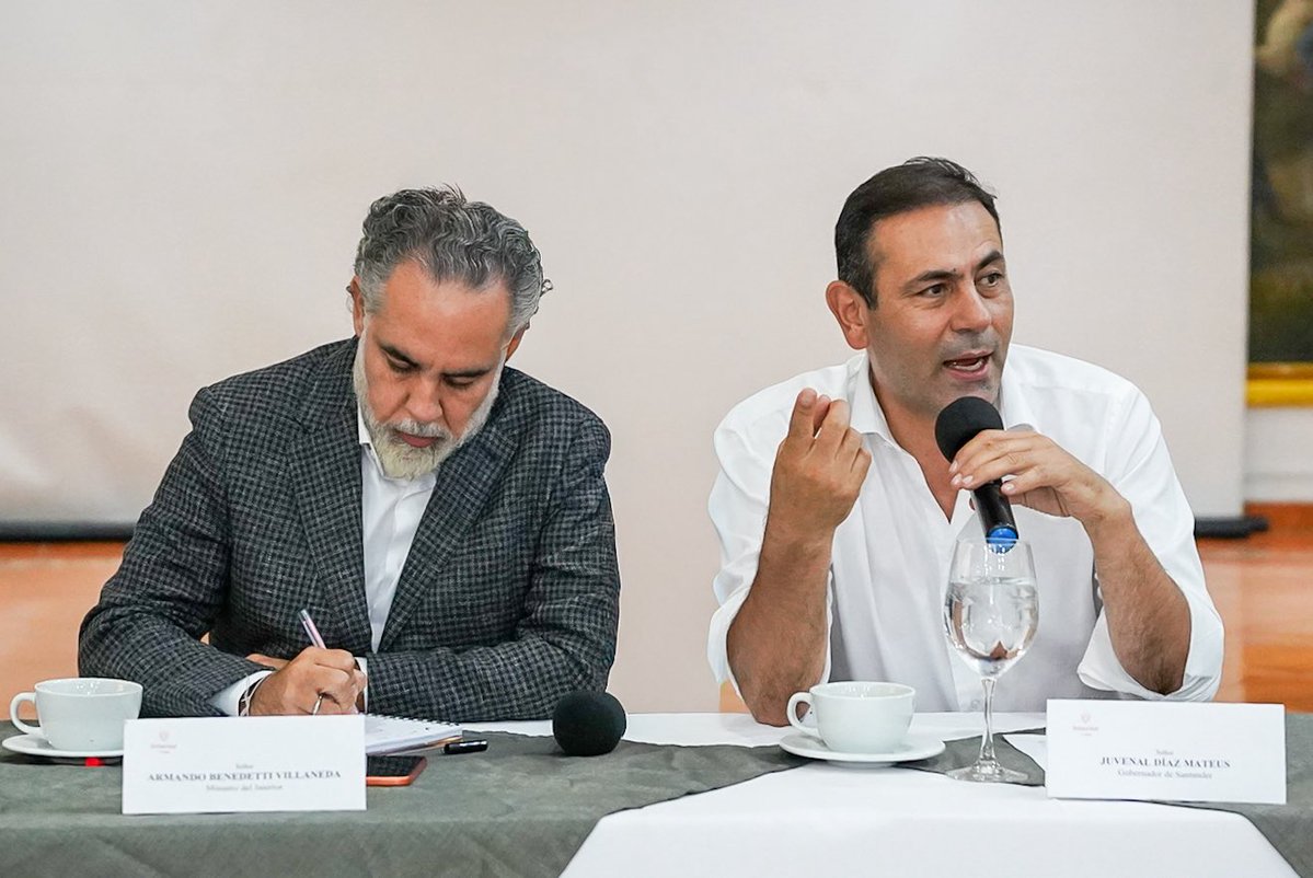 General Juvenal Díaz tweet media