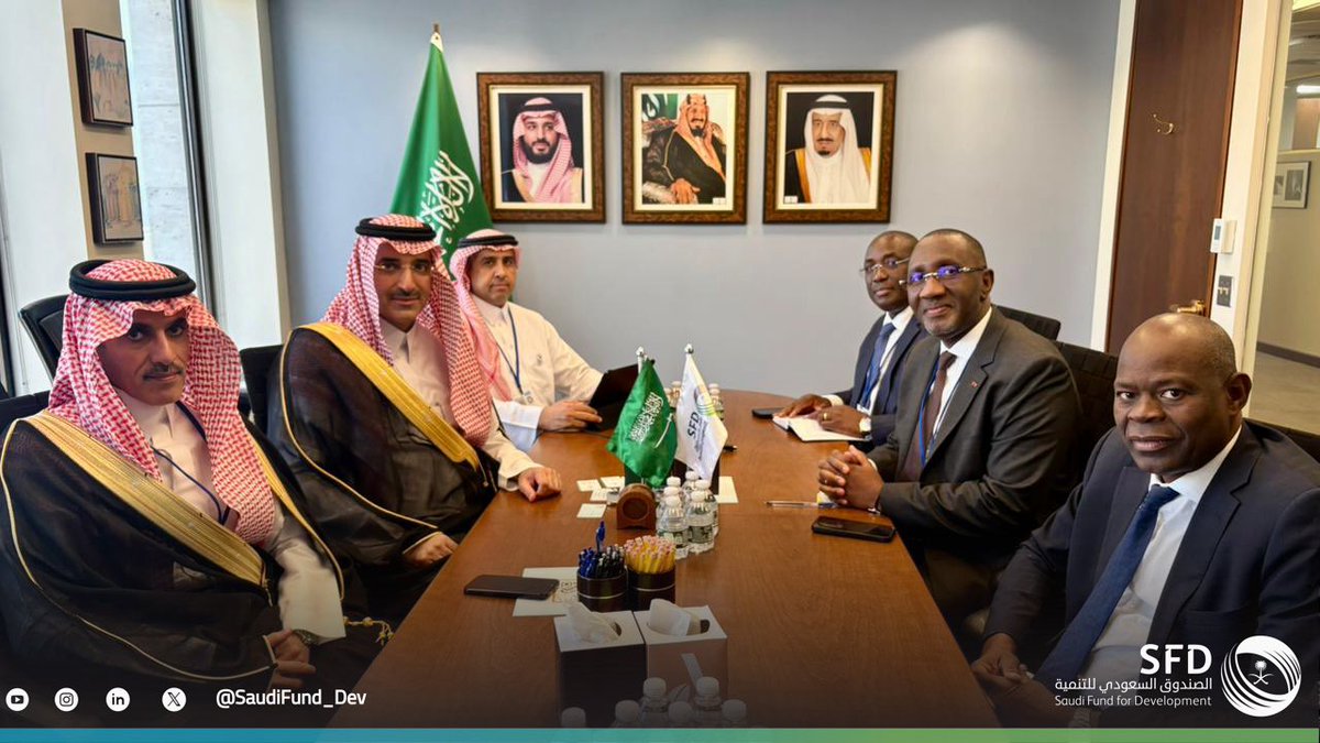 SaudiFund_Dev's tweet image. #Washington | #SFD CEO, Mr. Sultan Al-Marshad, met with the Minister of Trade and Industry of the Republic of Côte d’Ivoire, H.E. Dr. Souleymane Diarrassouba, on the sidelines of the 2026 #SpringMeetings of @WorldBankGroup and @IMFNews. During their meeting, both sides discussed