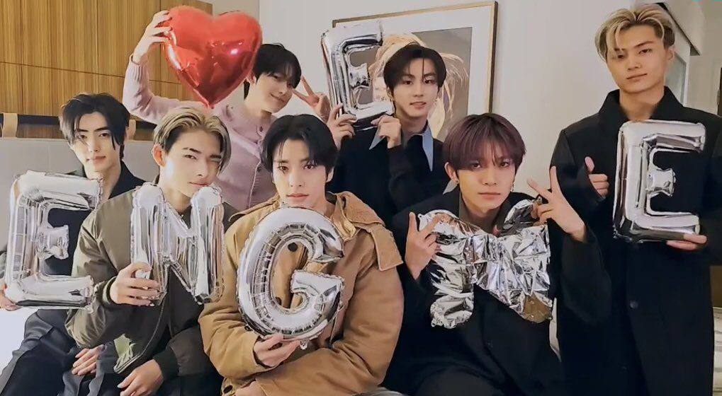 Enhypen is 7 tweet media