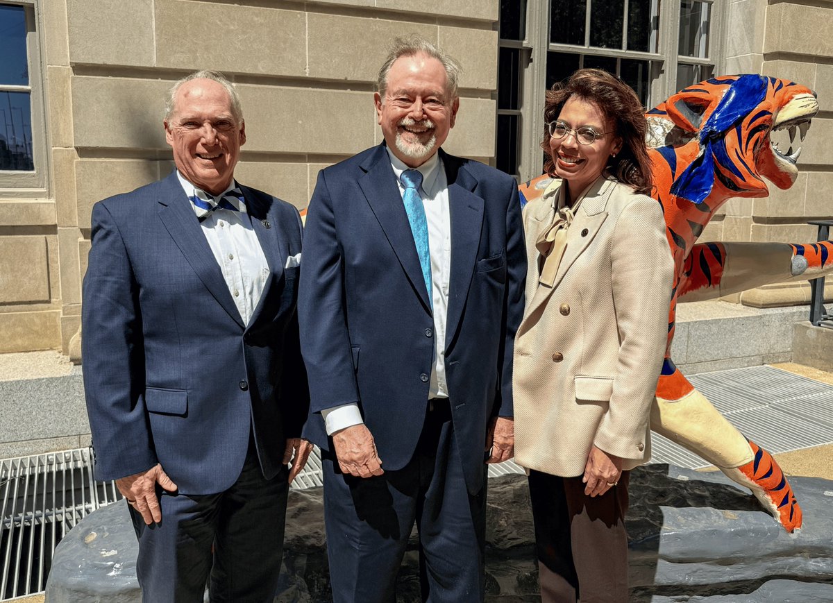 memlawschool's tweet photo. The law school was honored to have the Tennessee Court of Criminal Appeals hear oral arguments in our Historic Courtroom recently, with Judges John W. Campbell, Camille R. McMullen and Robert W. Wedemeyer sitting for the court. https://t.co/RLSe0GqqzU https://t.co/SxtoawGZFF