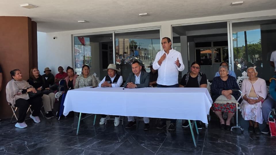 Realizamos un recorrido por los municipios para conformar los Comites de Obra Comunitaria, sumándonos a la estrategia que impulsa nuestro gobernador, <a href="/armentapuebla_/">Alejandro Armenta</a>. Iniciamos en el municipio de #LosReyesdeJuárez, Junta Auxiliar San Juan Acozac.
Seguimos construyendo desarrollo.