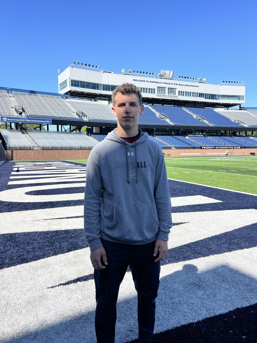 RyanS2809's tweet photo. Thank you @Coach_TLucas and @ODUFootball for taking the time to show me around and tell me more about your program. 
@WandoHSFootball @CoachPerrin61 @CoachNic2336 
@LancasterCoach https://t.co/enhPwCqzOb