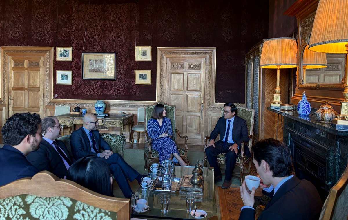 CRECIG's tweet photo. La semana pasada, la CRECIG, suscribió un histórico Acuerdo de Cooperación con la PCA, en el Palacio de la Paz, en La Haya.

📄 Comunicado de prensa emitido por la CPA:
En inglés: https://t.co/aK7lTbSvI8
En francés: https://t.co/ln88dRVpdI https://t.co/D5OeclYGLf