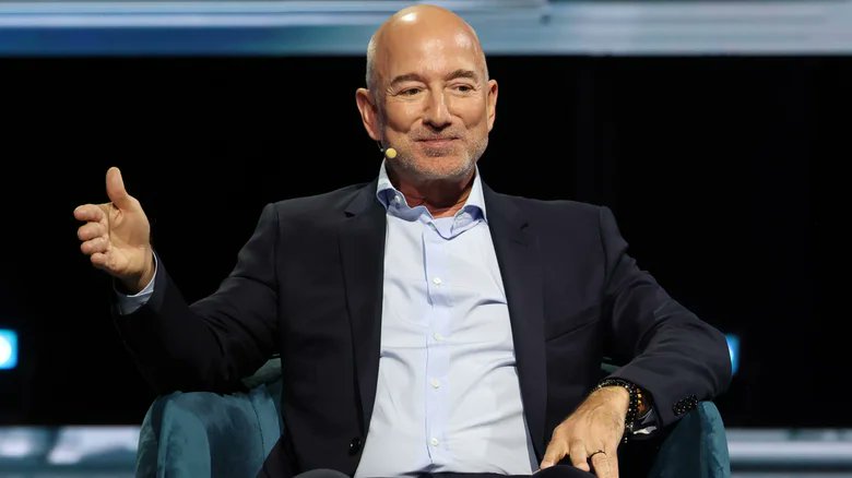 Investingcom's tweet image. *AMAZON TO ACQUIRE GLOBALSTAR, BOOSTING ITS EFFORTS TO BUILD ITS OWN SATELLITE OPERATION

$AMZN