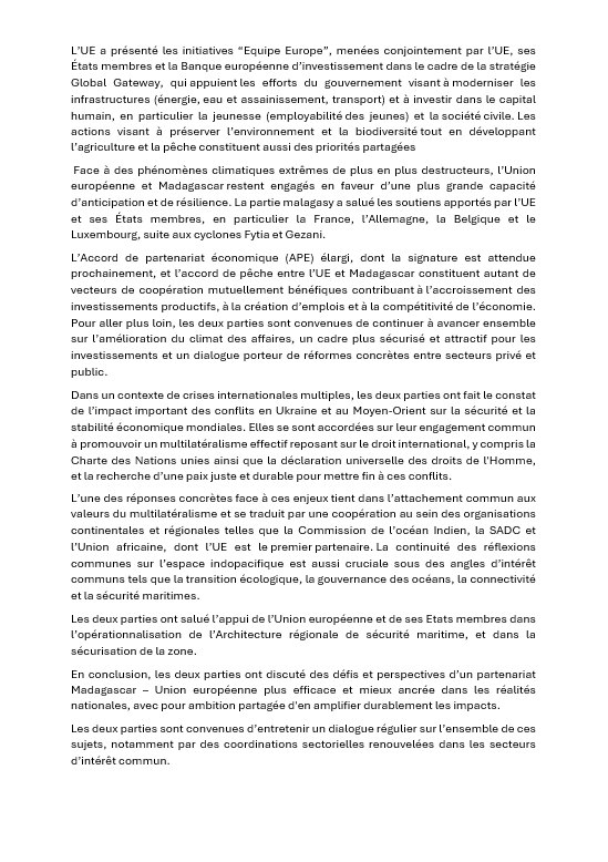 UE_Madagascar's tweet image. Huit ambassadeurs européens ont échangé aujourd'hui avec le Premier ministre et sept ministres de #Madagascar. L'occasion de passer en revue les dossiers politiques, commerciaux, sécuritaires et de développement reflétant la densité du partenariat 🇪🇺🇲🇬