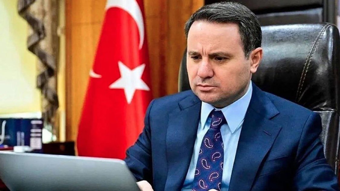 eksenhaber_'s tweet photo. Adalet Bakanı Akın Gürlek:

“Hukuk mesleklerine giriş sınavı biraz zor bir sınav.

Evet barajları da yüksek ama bu kesinlikle bu mesleğin nitelikli ve elit bir meslek haline gelmesi gerektiriyor.”  https://t.co/dMz1QmN5H6