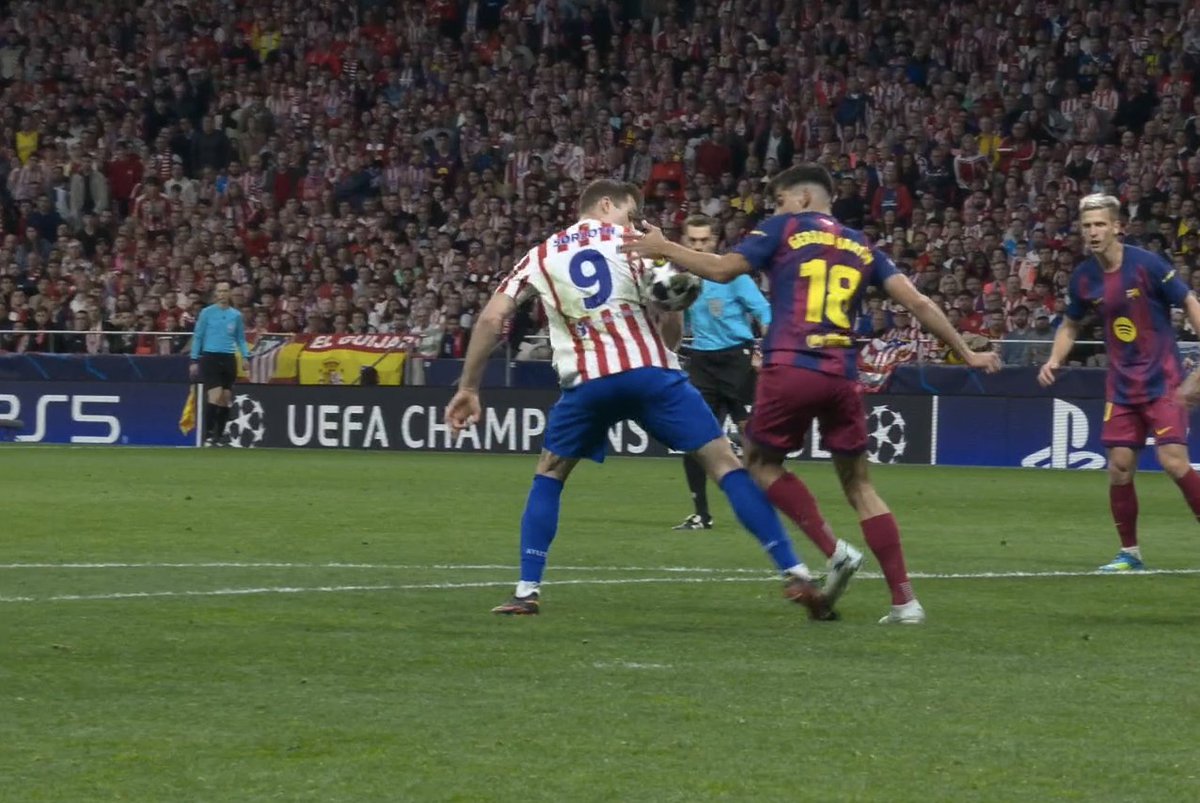 The Touchline | 𝐓 tweet media