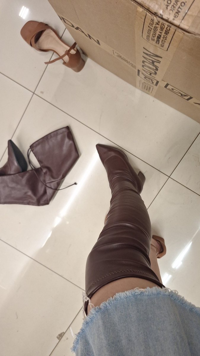 blah blah ! tweet media