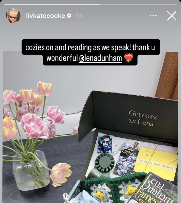 abortedamyadams's tweet image. this means #SOMETHING to me and oomfs