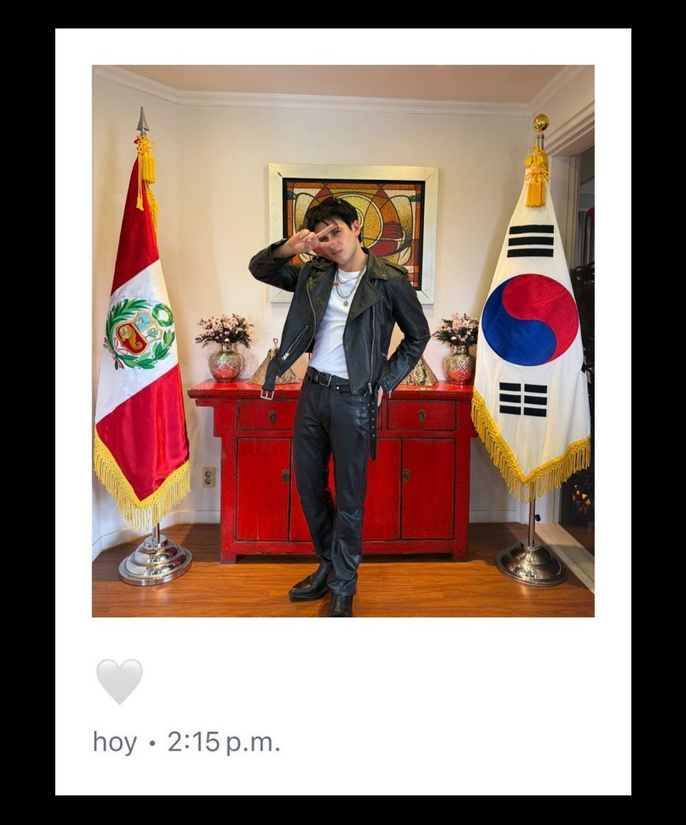 alondraa18 tweet media