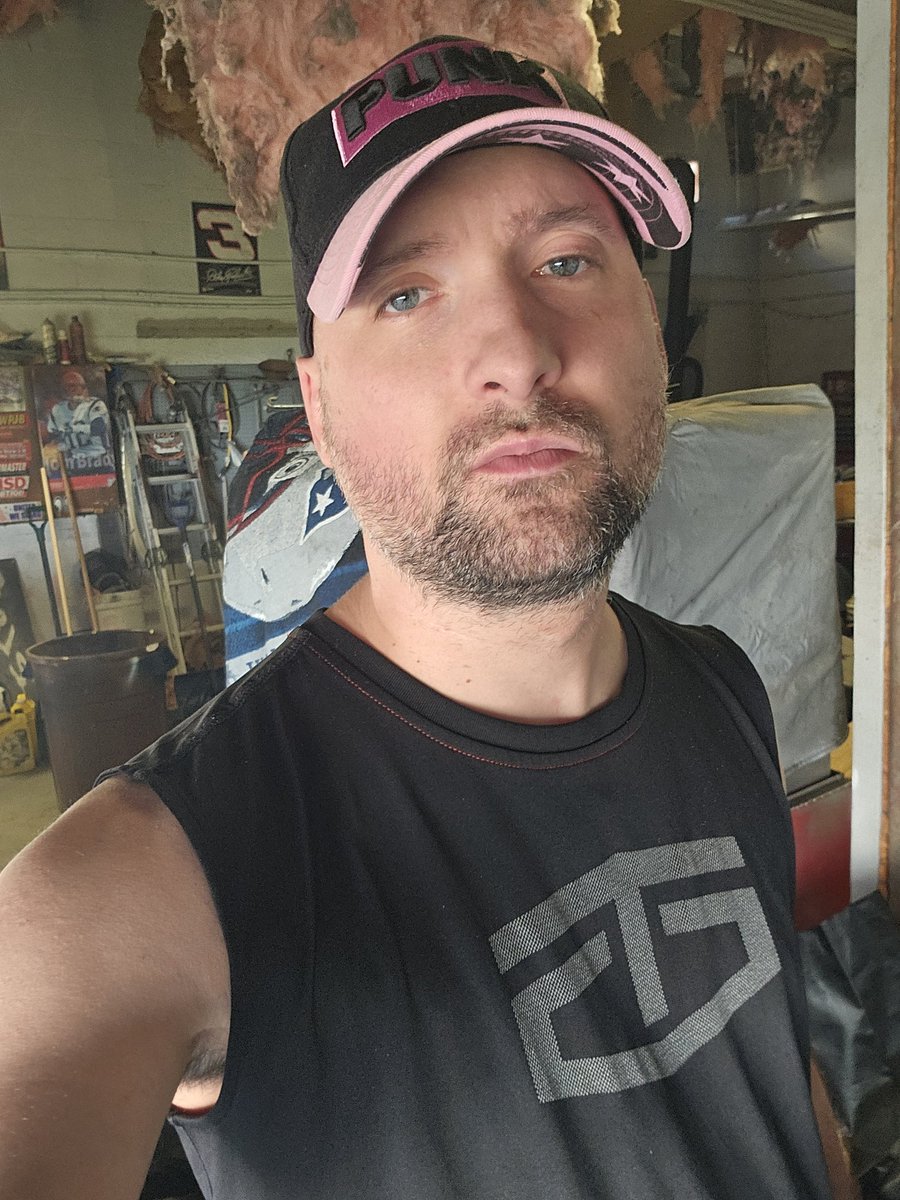 Seanzviewent on Youtube #WWE Insider tweet media