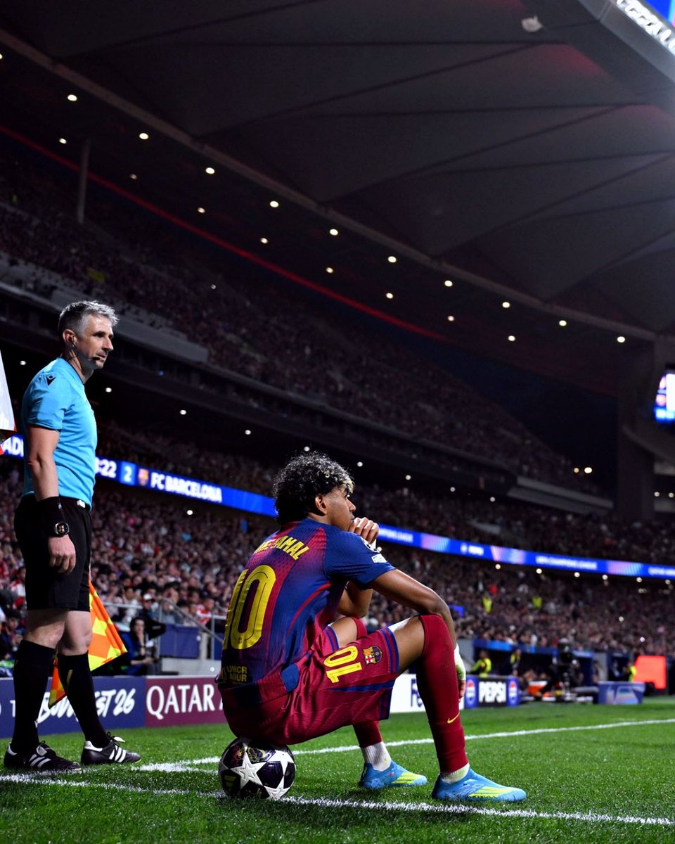 Melhor em campo nas eliminatórias contra a Inter e Atlético, eliminado nas duas. Não era descabido já ter uma bola de ouro até porque é o melhor jogador do mundo atualmente, mas o futebol de hoje premeia mais títulos do que futebol jogado. Injusto mas é o que é. O futuro é dele.