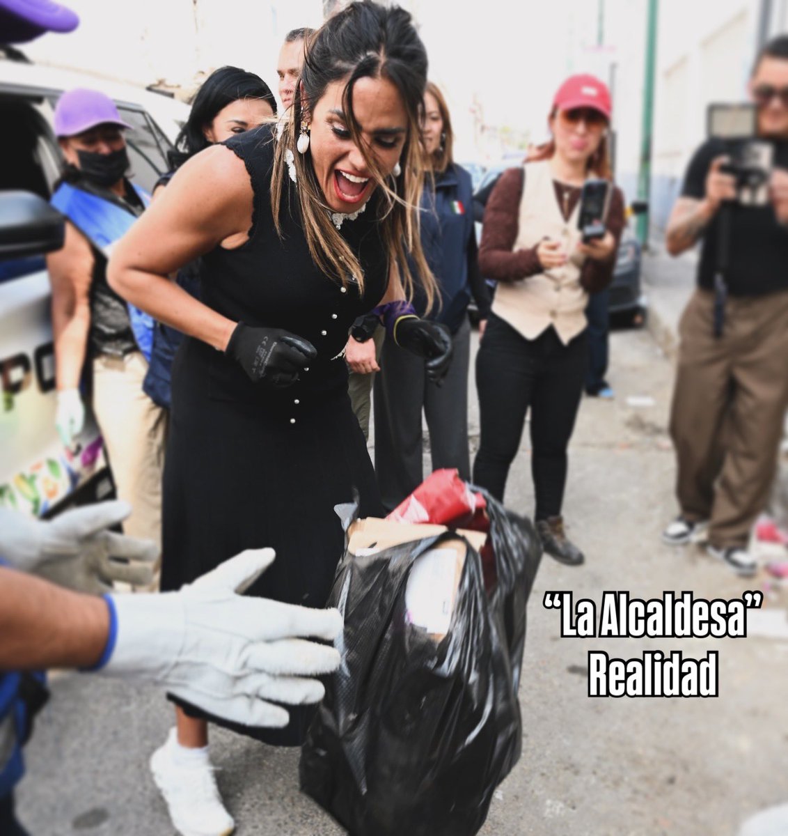 Alessandra Rojo de la Vega tweet media