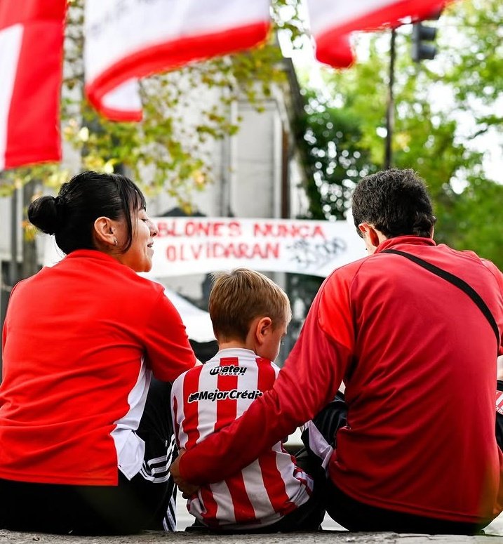 Noche de Copa, patria y familia