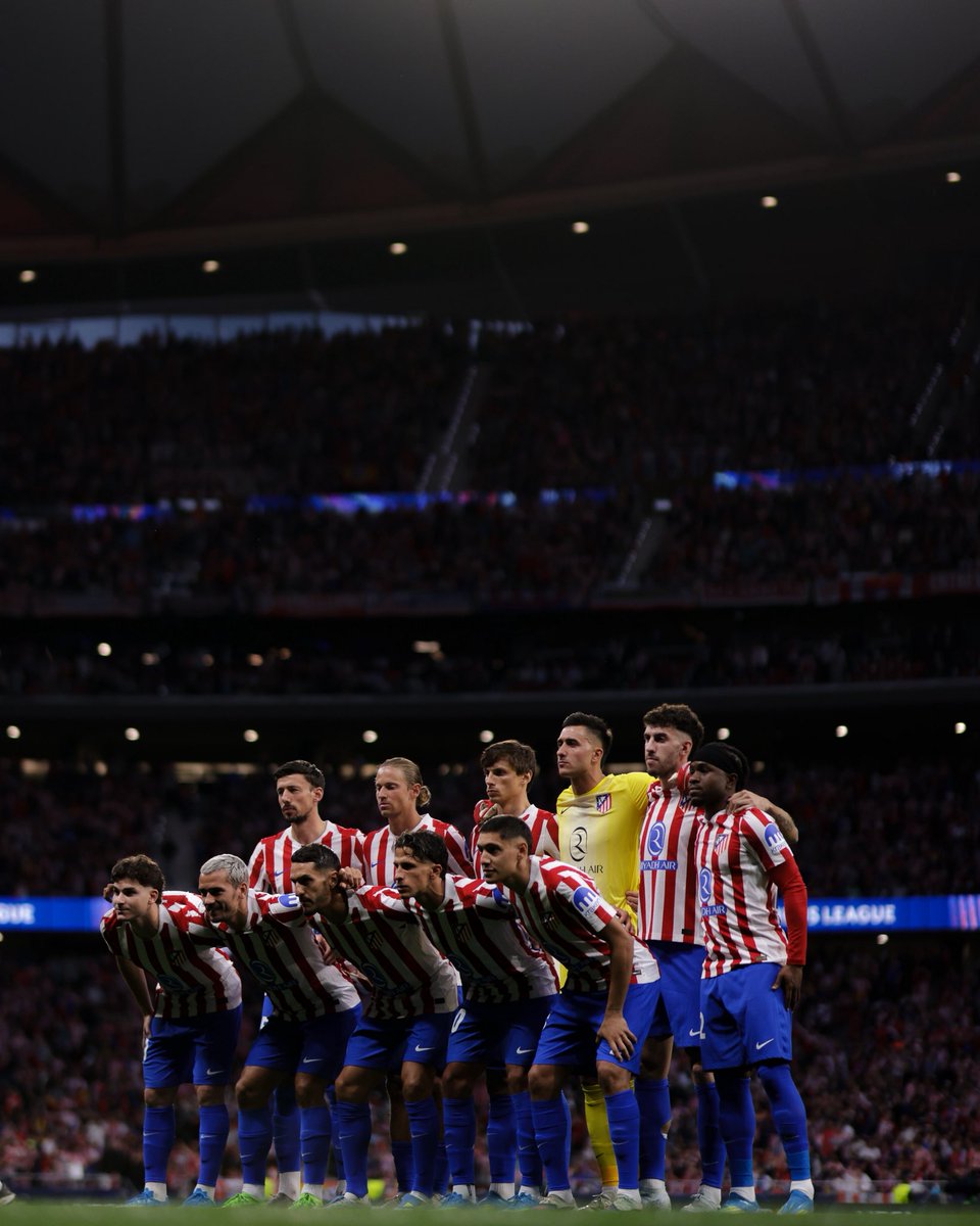𝗕𝗔𝗥𝗖𝗘𝗟𝗢𝗡𝗔 𝗙𝗨𝗘𝗥𝗔 𝗗𝗘 𝗟𝗔 𝗖𝗛𝗔𝗠𝗣𝗜𝗢𝗡𝗦 ❌ El cuadro ‘culé’ cayó 3-2, en el global, ante el Atlético del cholo Simeone. Durísimo golpe para los blaugranas que se tendrán que conformar con La Liga española. Veremos si mañana, el Real Madrid, le sigue los pasos…