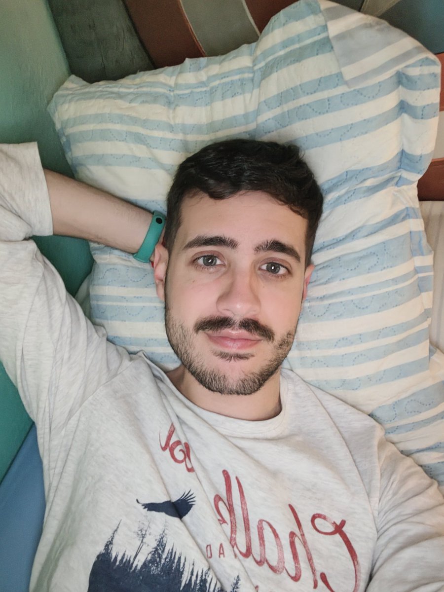 Alex1998 tweet media