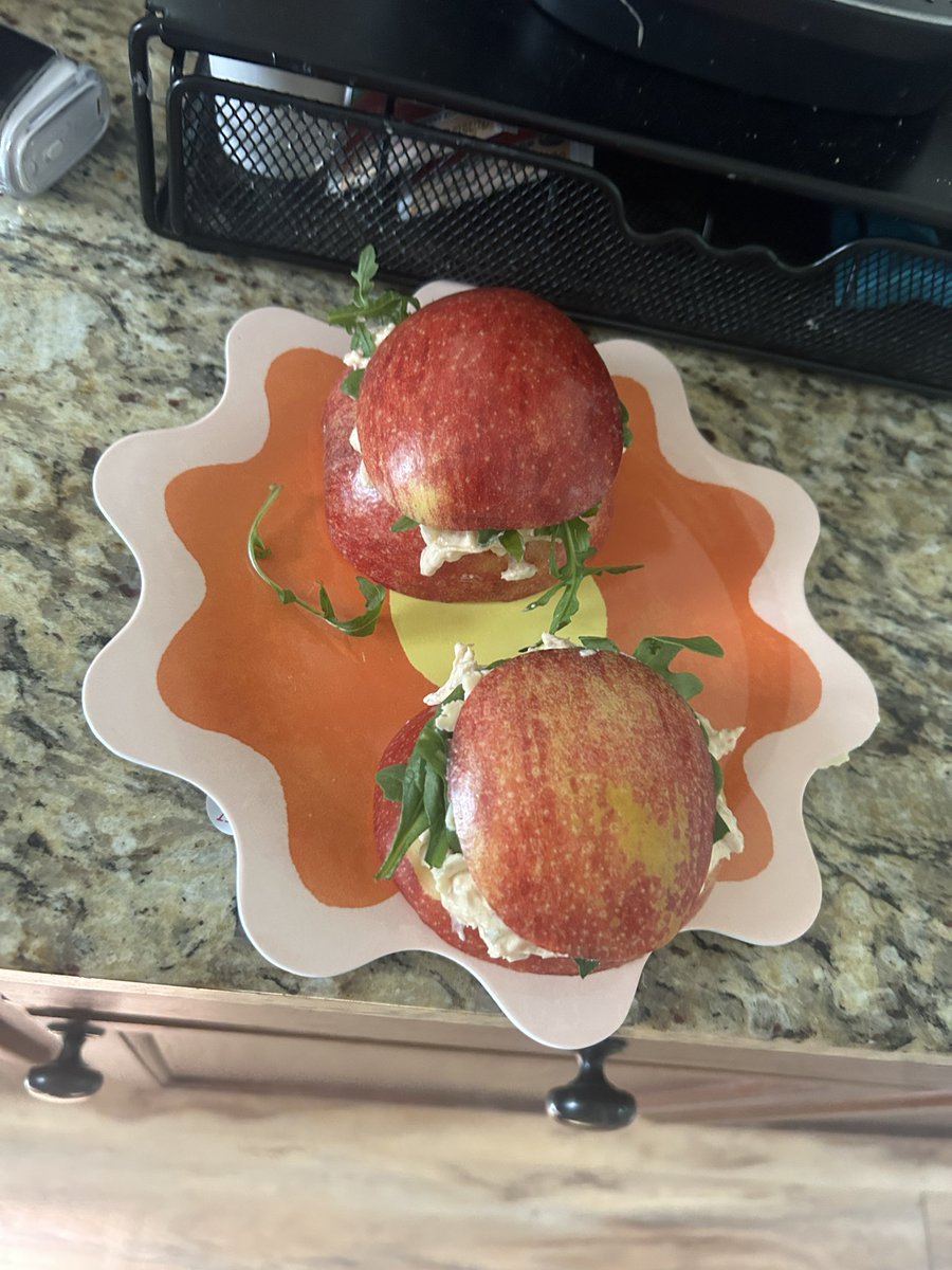 paige ⋆｡𖦹 °.𓇼⋆❀˖° tweet media