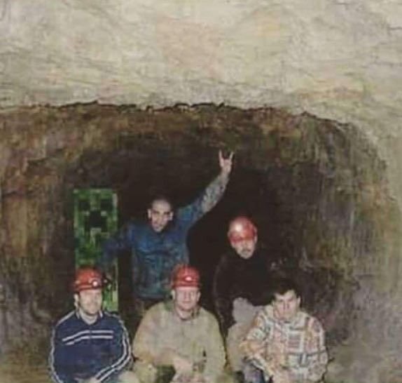 insane poses tweet media