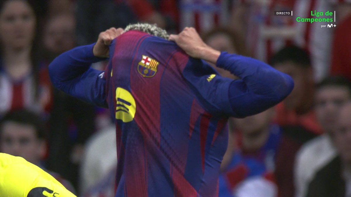FCB World tweet media