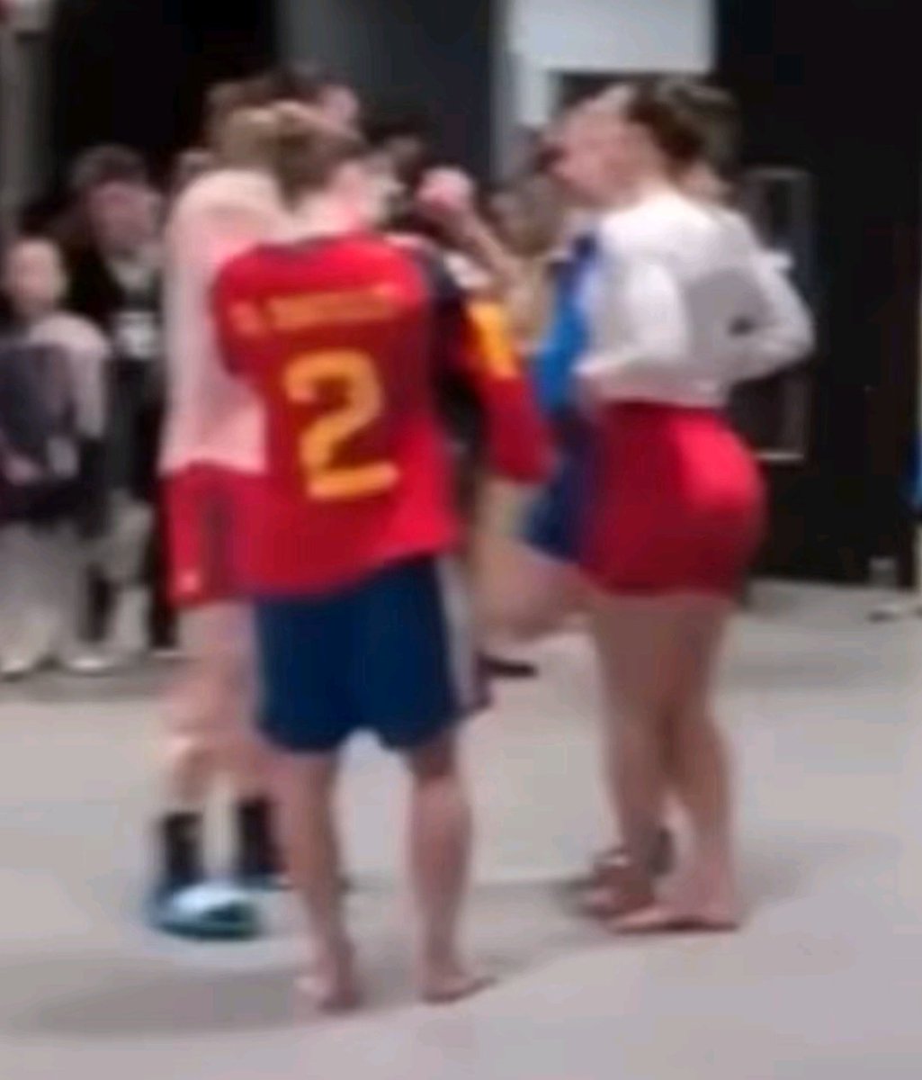 Did they swap shorts??? 😭😭😭