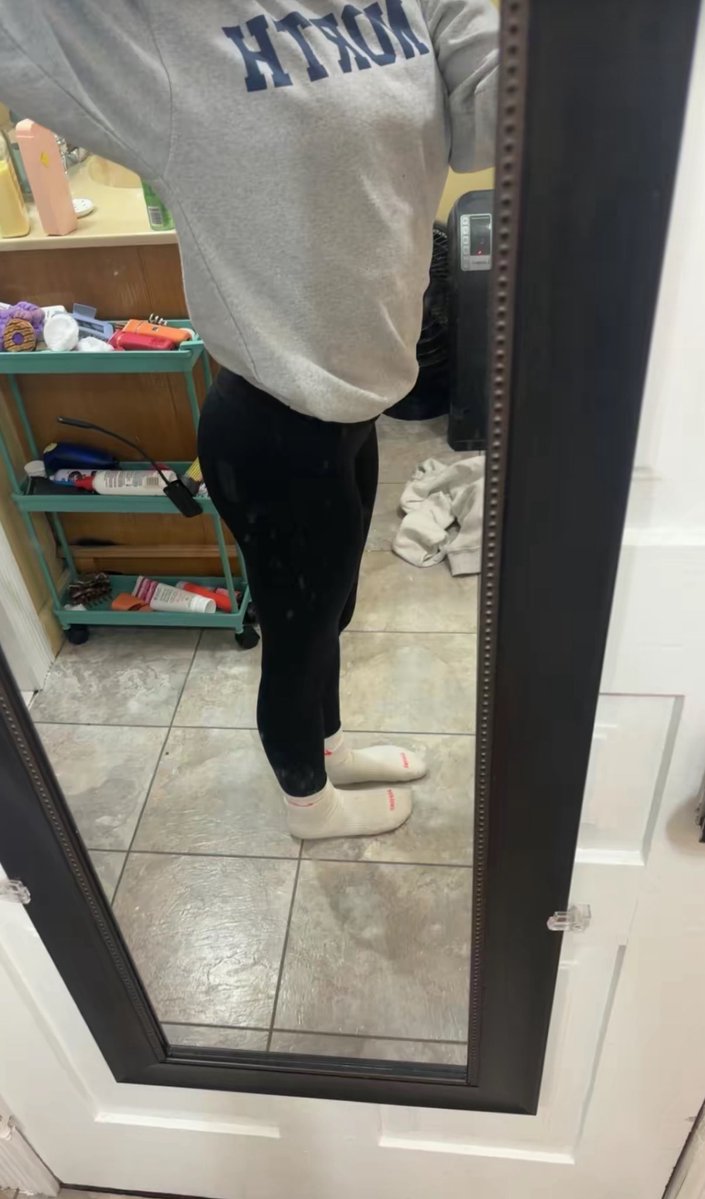 Madgalmads's tweet image. Anyhooo here’s another post for the day :p are these good enough? &amp;gt;.&amp;lt;
#groomabletwt #agegap #groommetwt