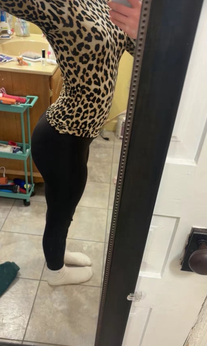 Madgalmads's tweet image. Anyhooo here’s another post for the day :p are these good enough? &amp;gt;.&amp;lt;
#groomabletwt #agegap #groommetwt