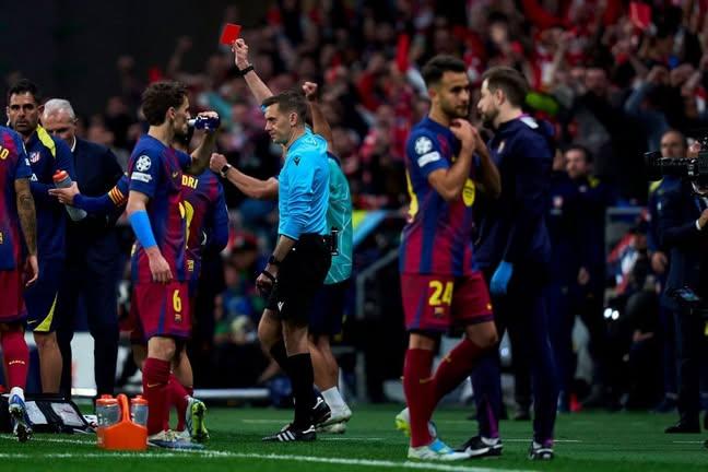 سِيم🦋 tweet media