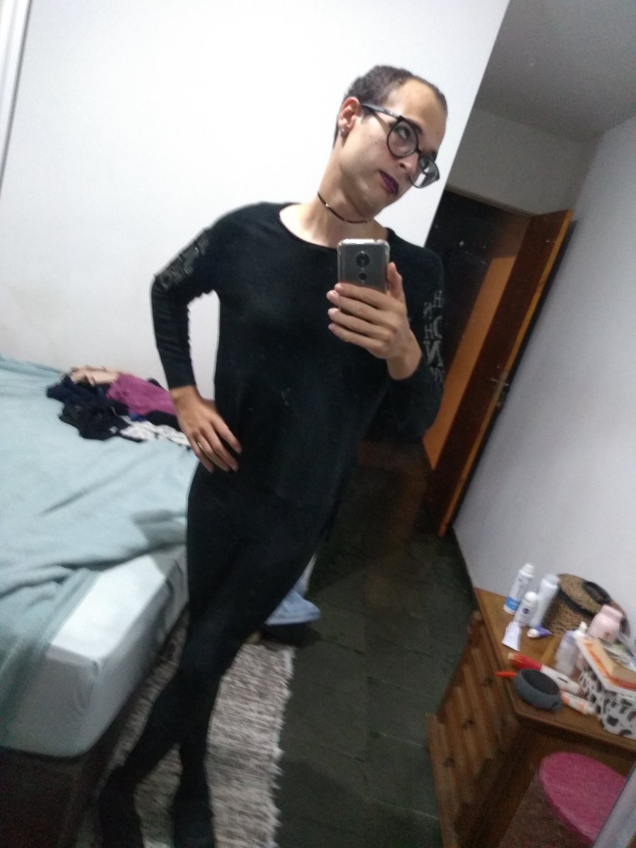 | Gura 🏳️‍⚧️| Mesas Comissionadas Abertas tweet media