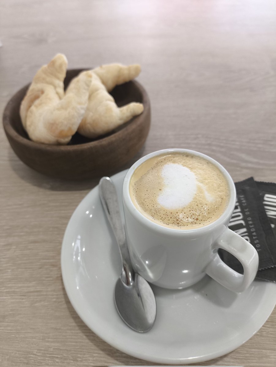 Camarlengo tweet media