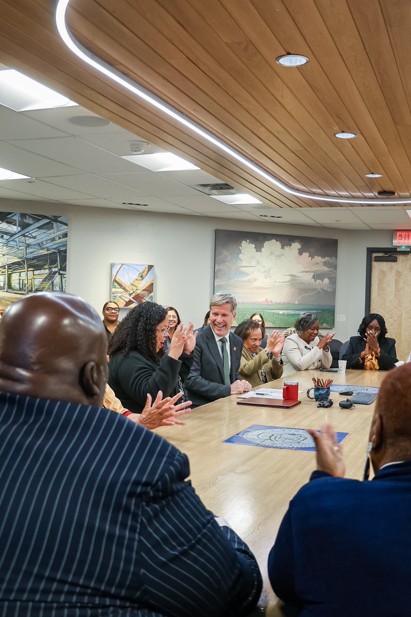 Mayor Tim Keller tweet media