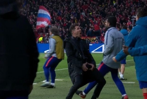 ابو العز . tweet media