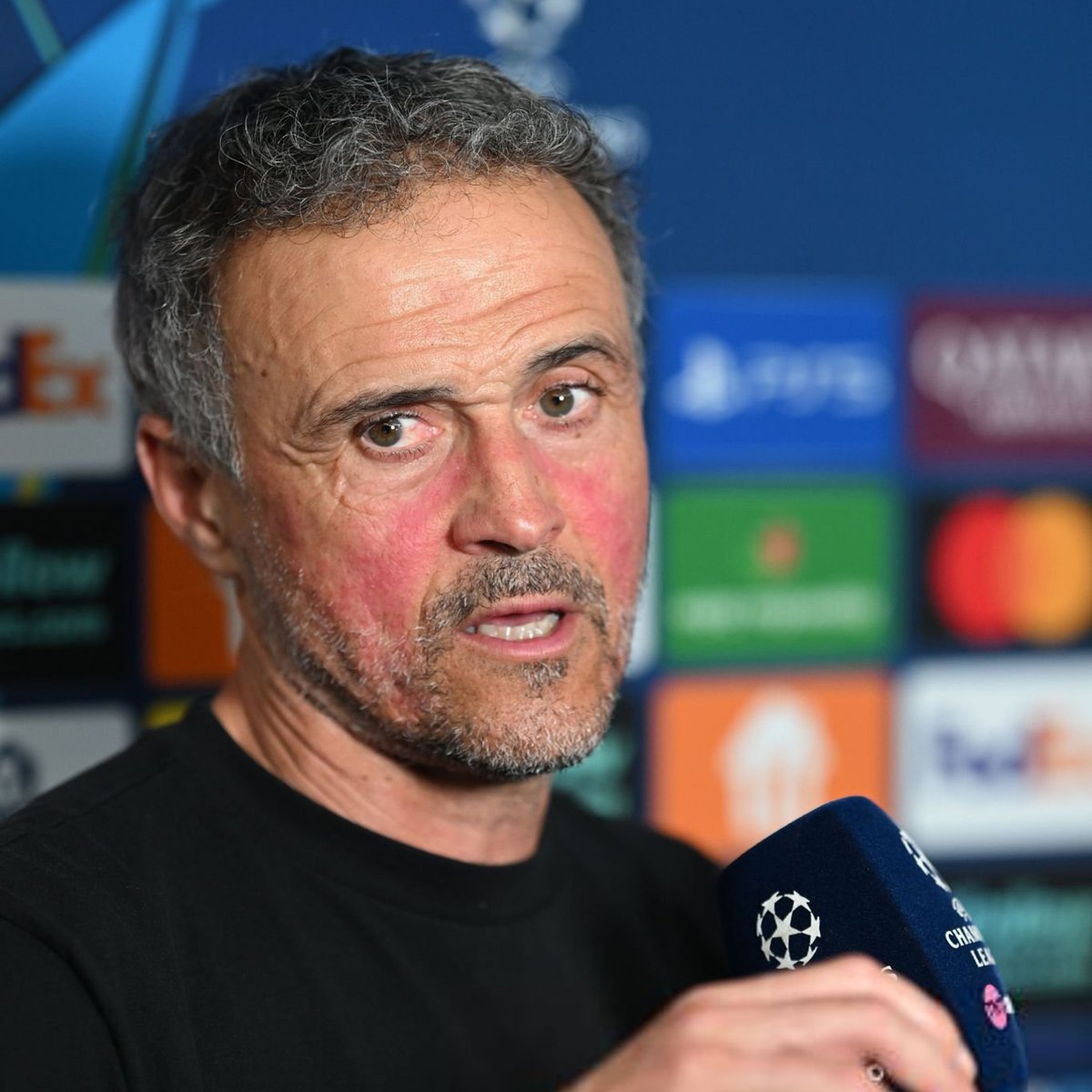 Vibes Foot tweet media