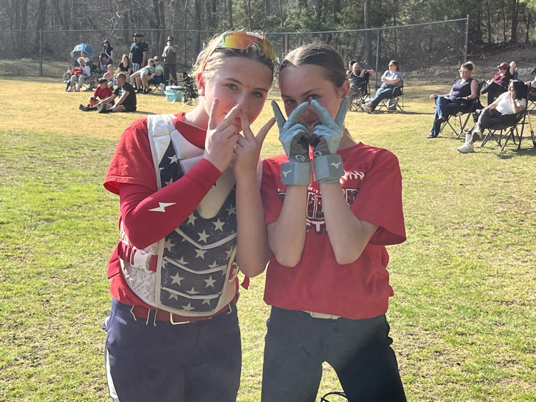 DLBeckwithMS's tweet photo. Beckwith Raiders softball team picked up an exciting win today 7-1, defeating Somerset in BMS’ first home game of the season! Great job, girls! #WeAreDR https://t.co/iATya6ZnFl