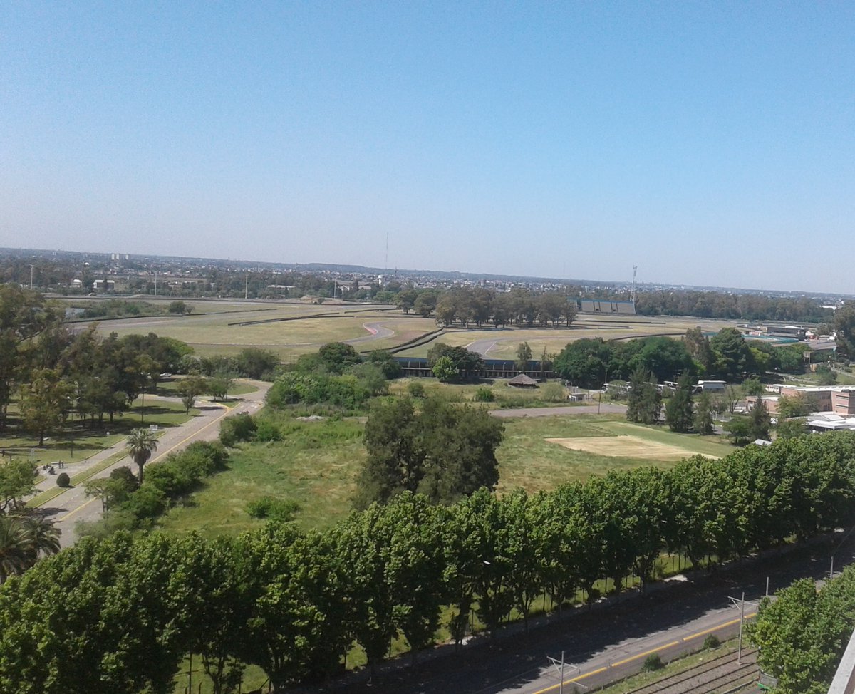 LuganoCityTour's tweet image. Autódromo de Buenos Aires Oscar y Juan Gálvez....#visitasguiadas #turismonacional #tourguide #TurismoArgentina #argentina #turismocultural #TurismoResponsable #tourism #caminatasaludable #CapitalFederal #guiadeturismo #Comuna8 lugano-city-tour.webnode.com